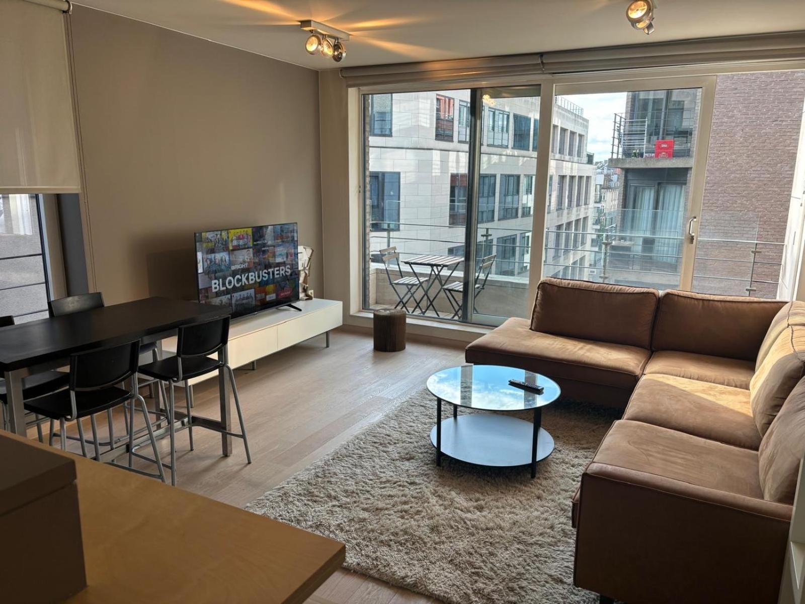 Luxurious Two Bedroom Apartment