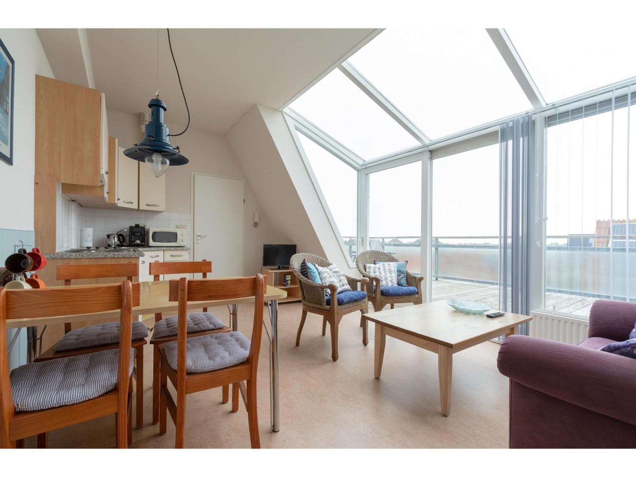 Dorpsplein 23E apartment in Callanstoog square view 3