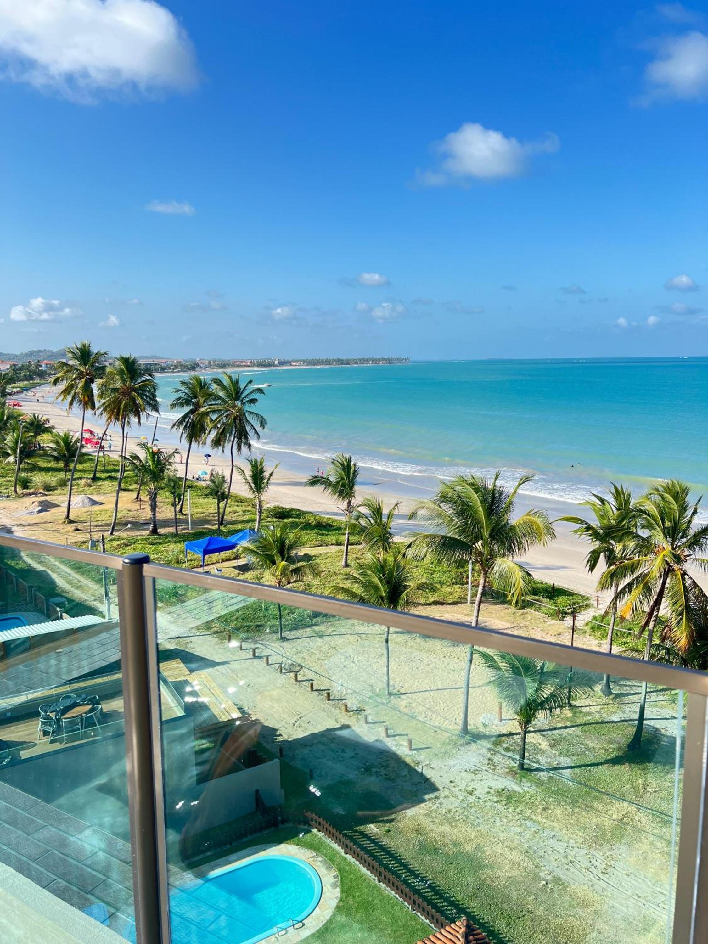 Apartamento de luxo à beira-mar