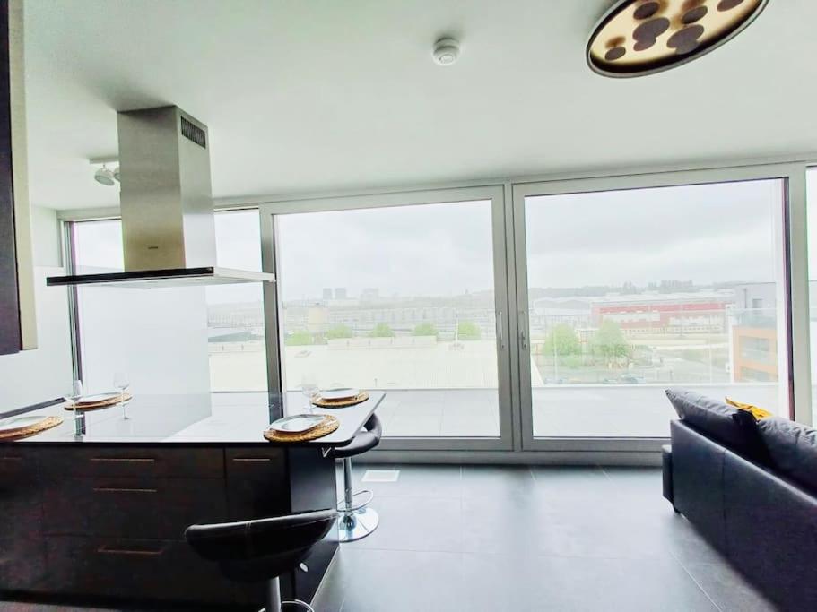 2 bedrooms Penthouse in Center w Terrace&Parking view 4