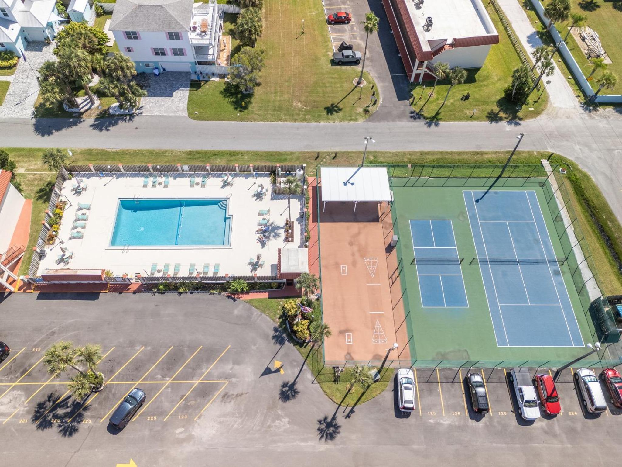 Coastal Condo - Walk to Beach Pool Pickleball and Boat Ramp view 5