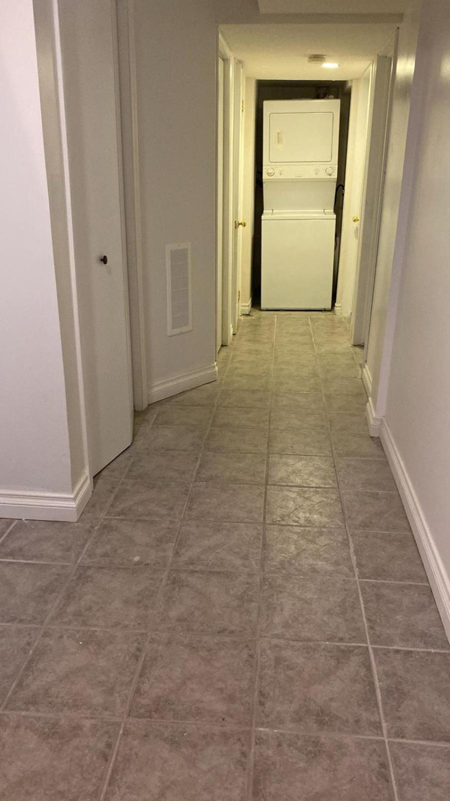 The Romantic Shell- Ideal for Couples, Short-Long stay-Next to Toronto Airport