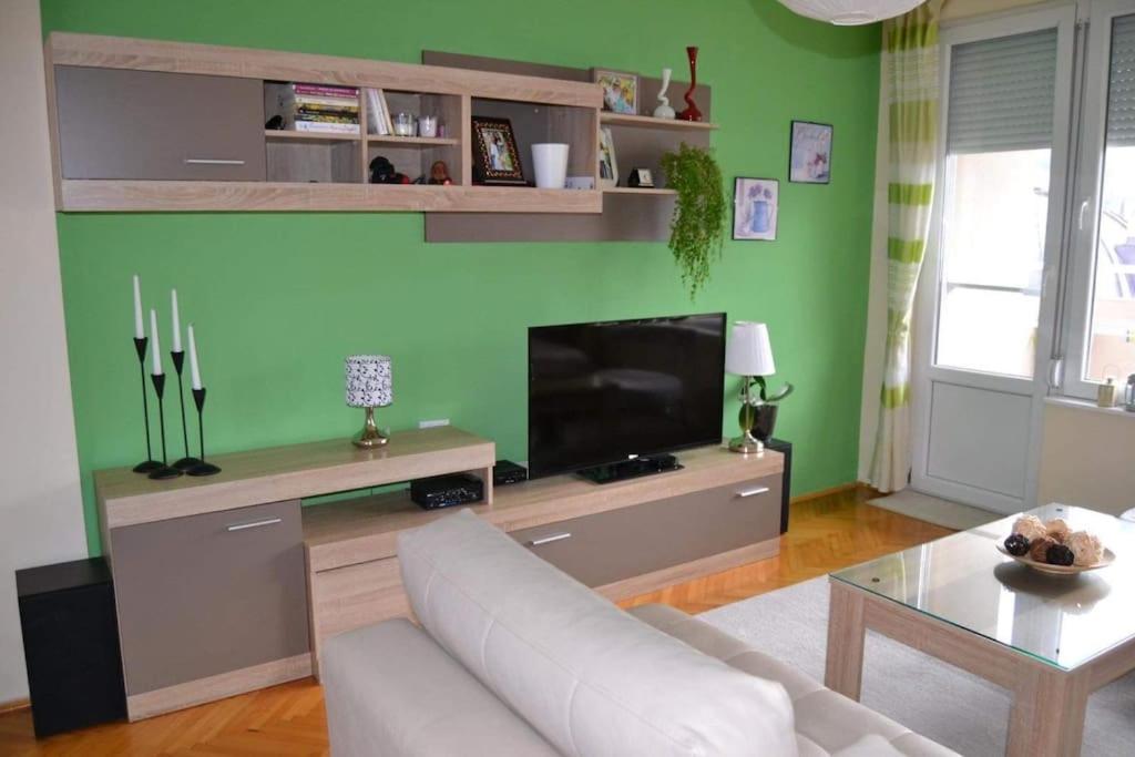 M apartment view 2