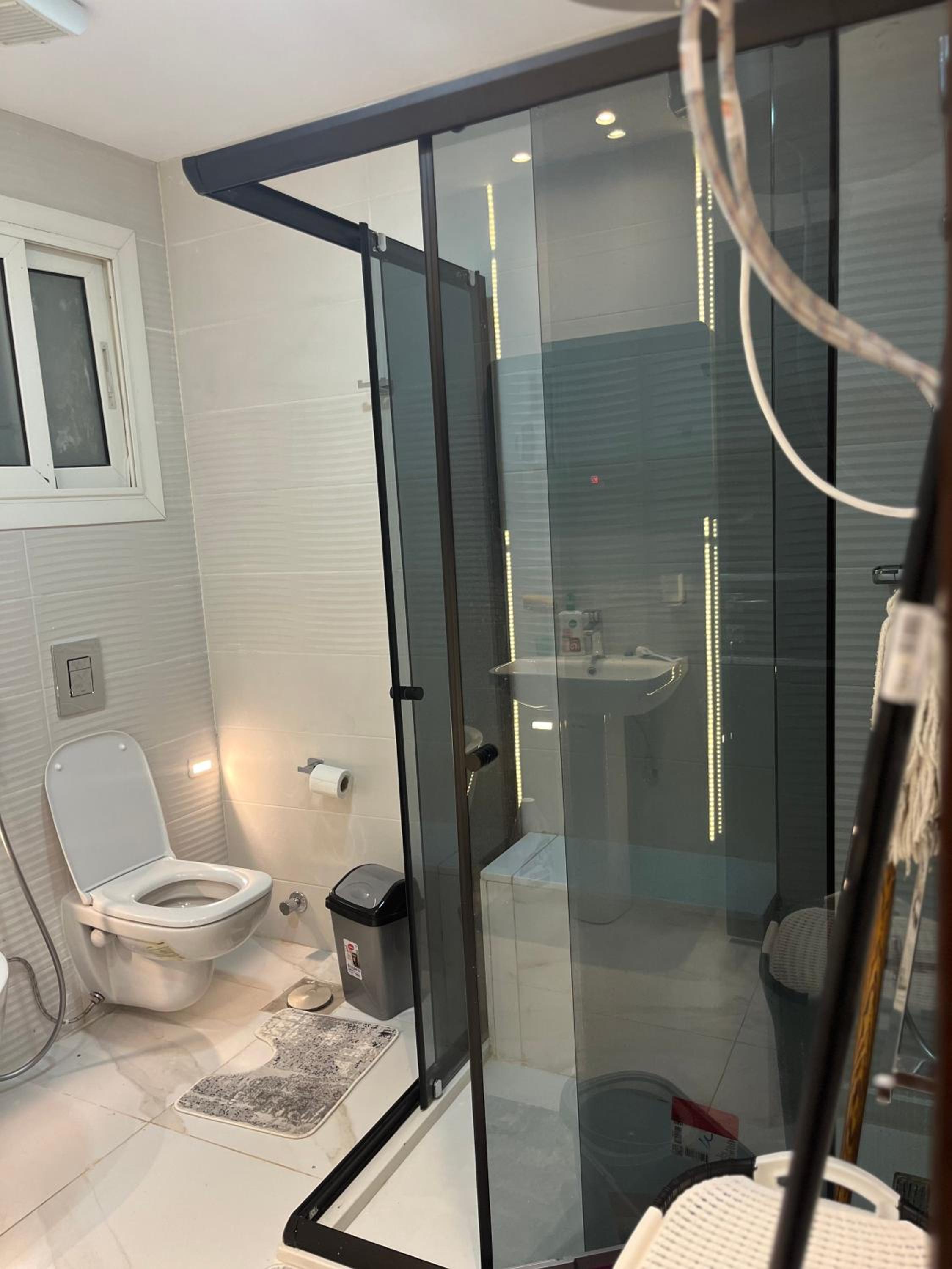 3 bedroom apartment luxury rehab