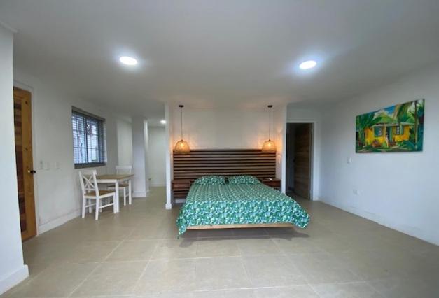 Savannah House