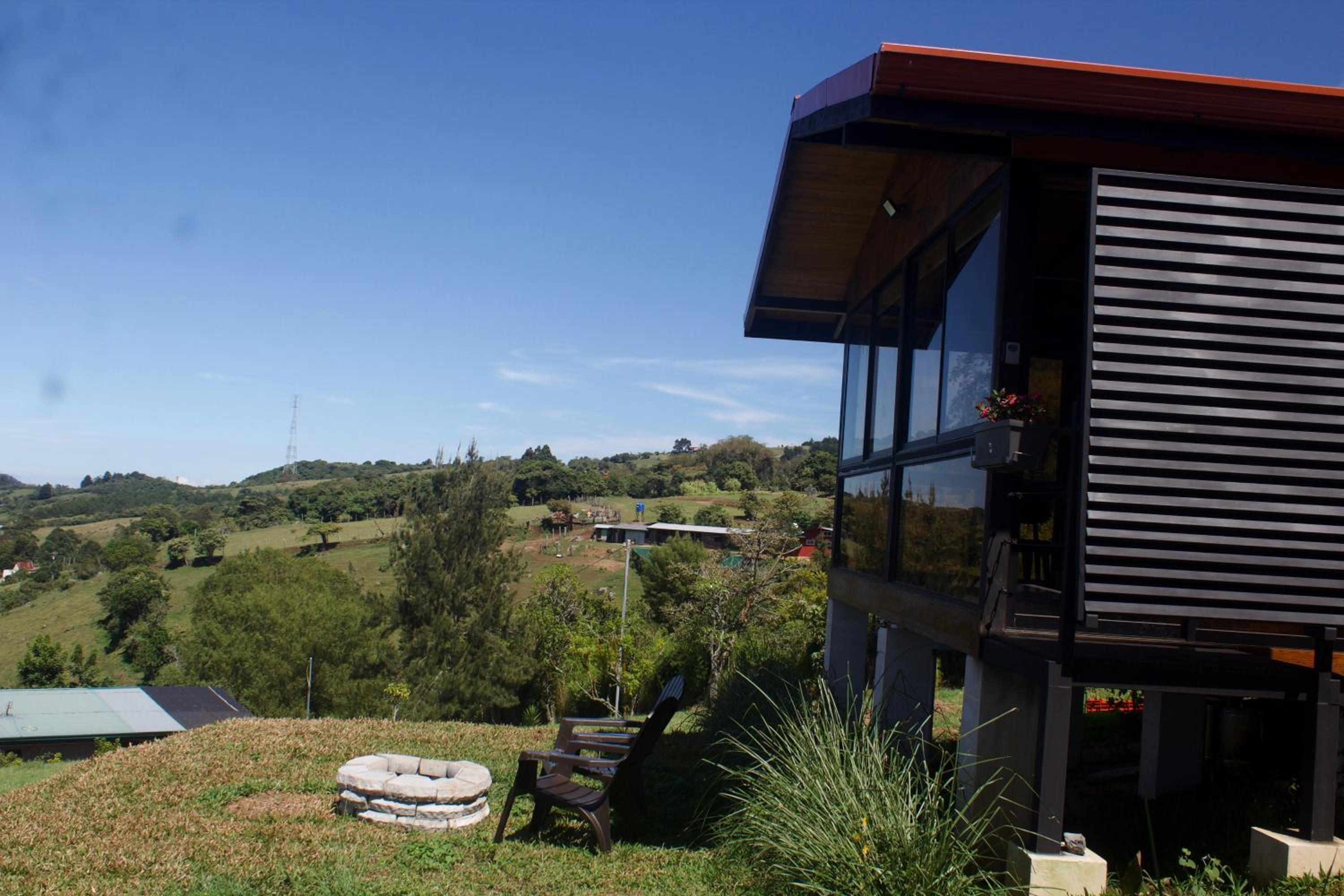 Habitat Natural Lodge