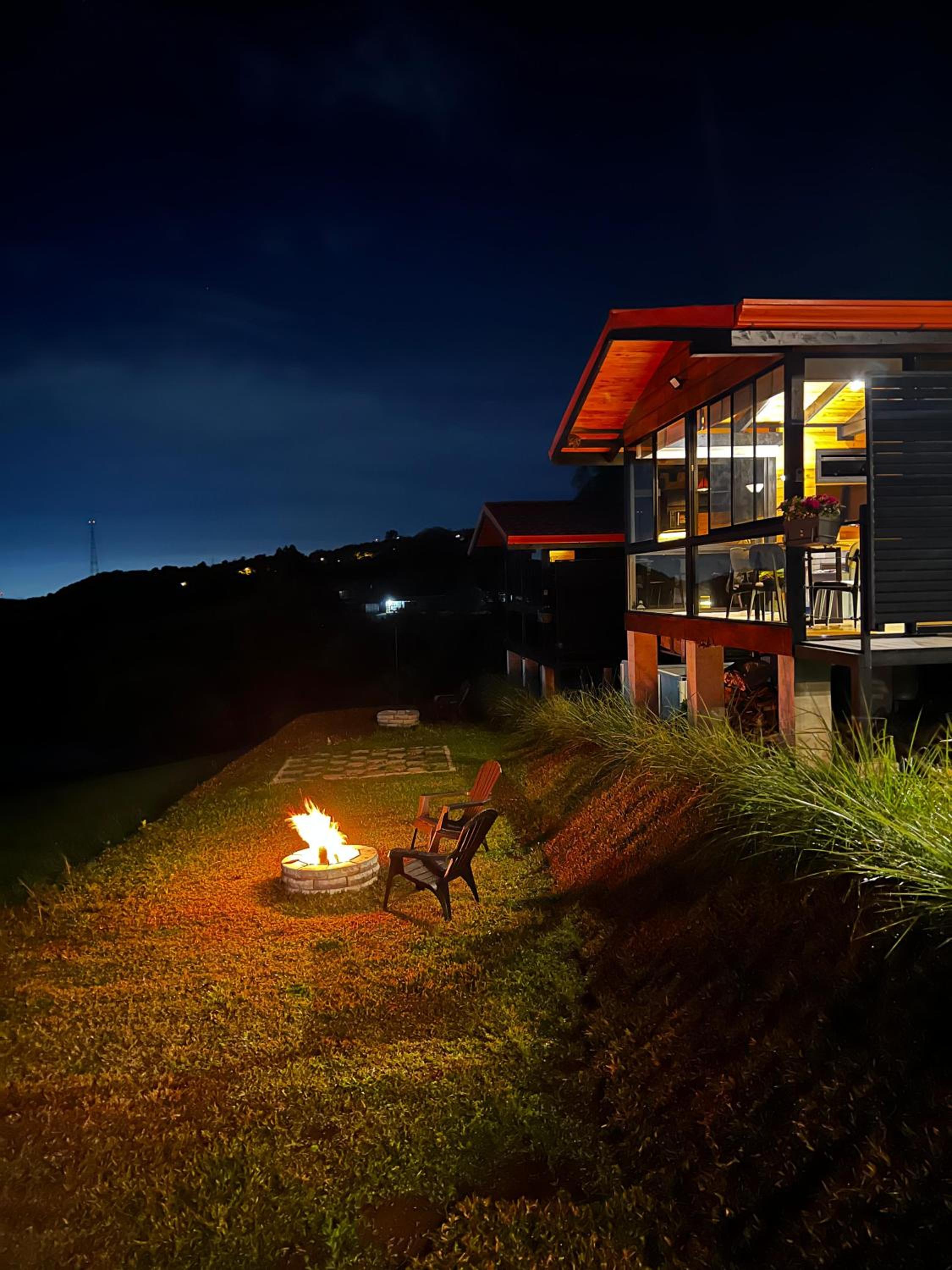 Habitat Natural Lodge