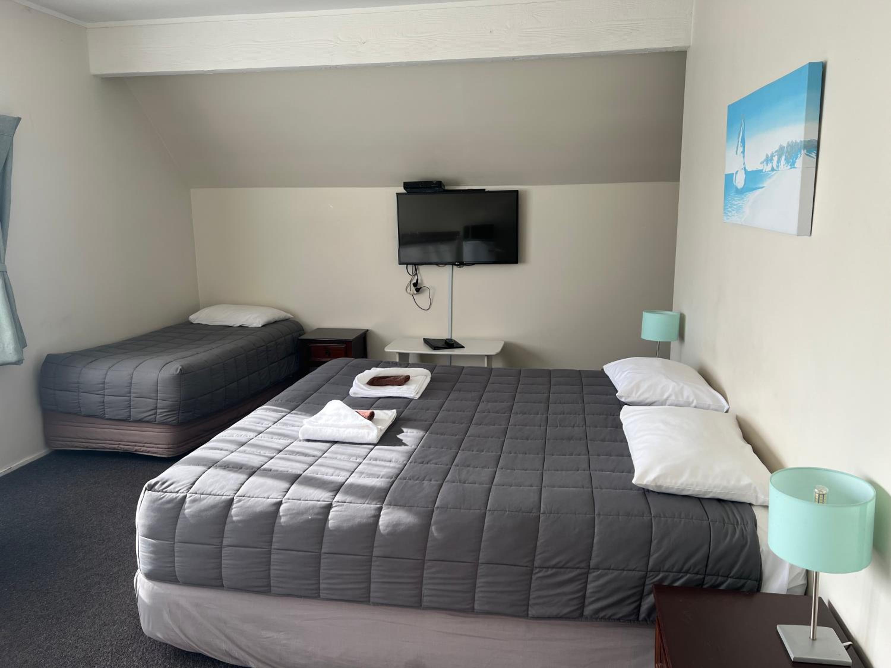 Drury Motor Lodge