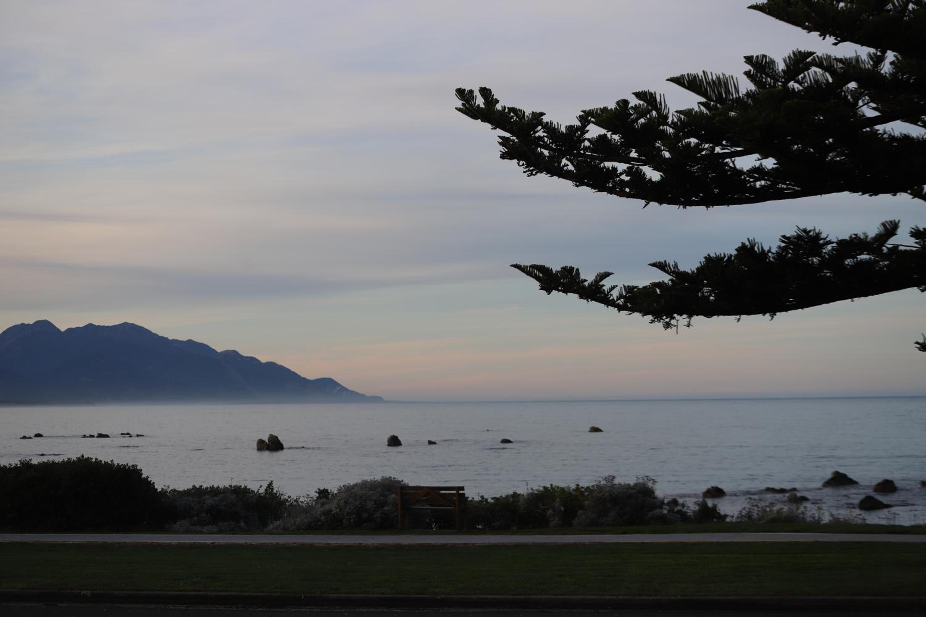 Sierra Beachfront Motel