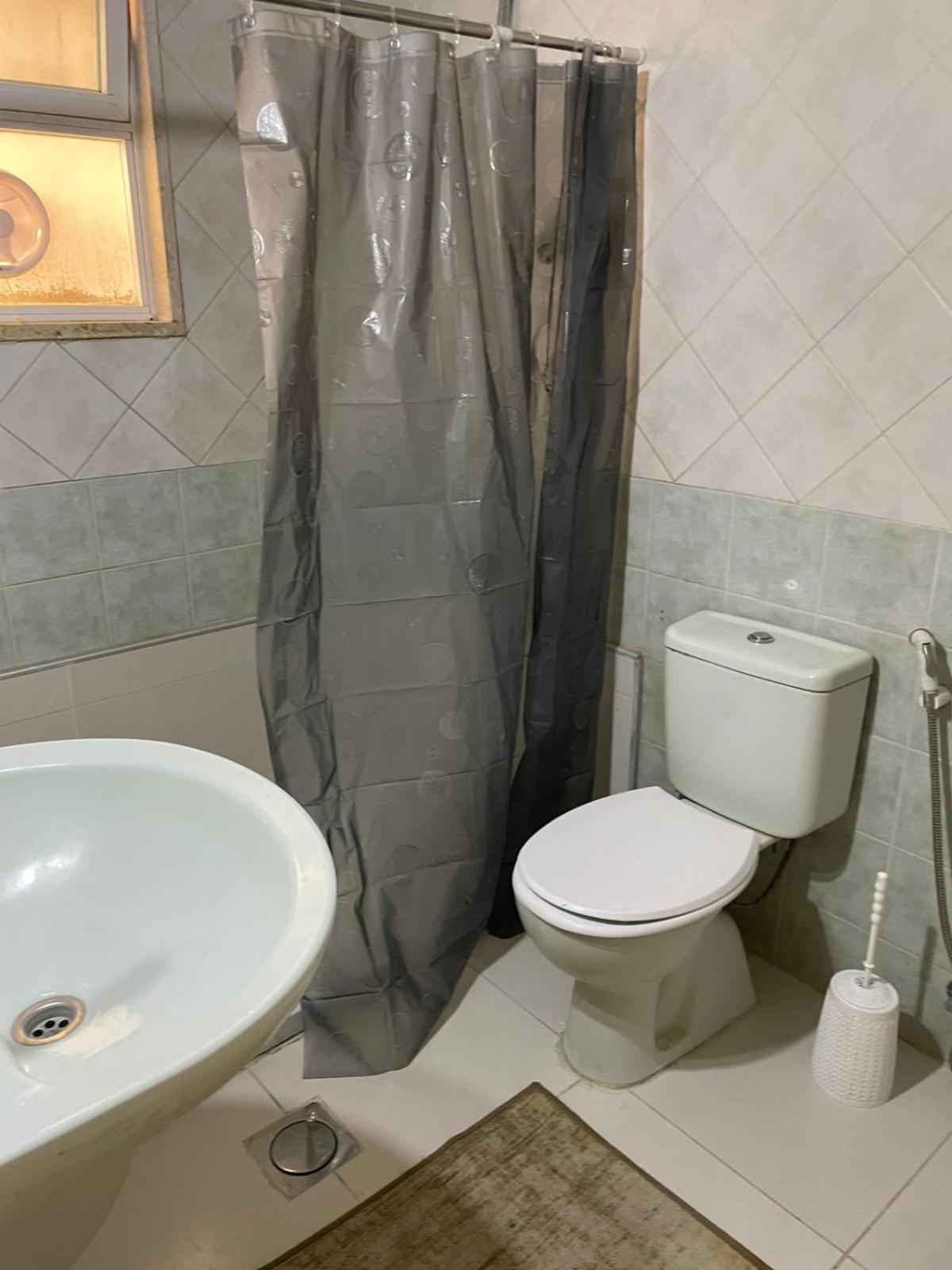 Garden 3 bedroom renovated apartment view 5