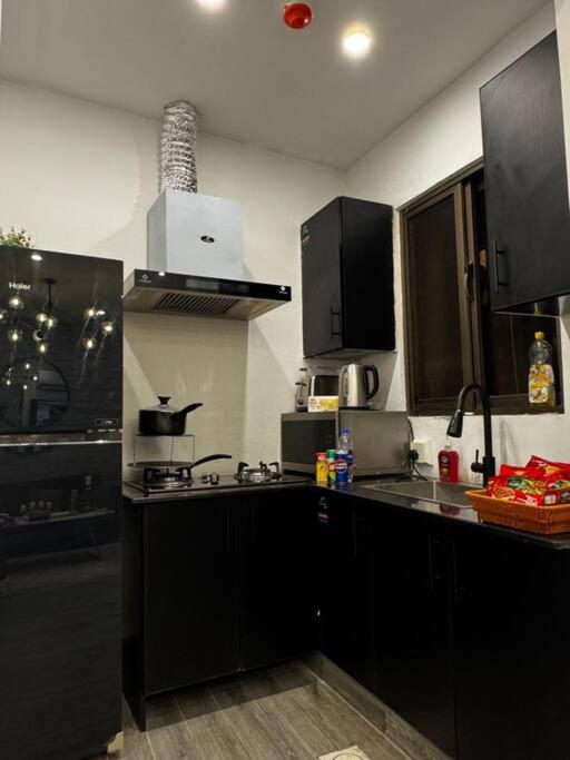 One Bed Apartment with a top floor view