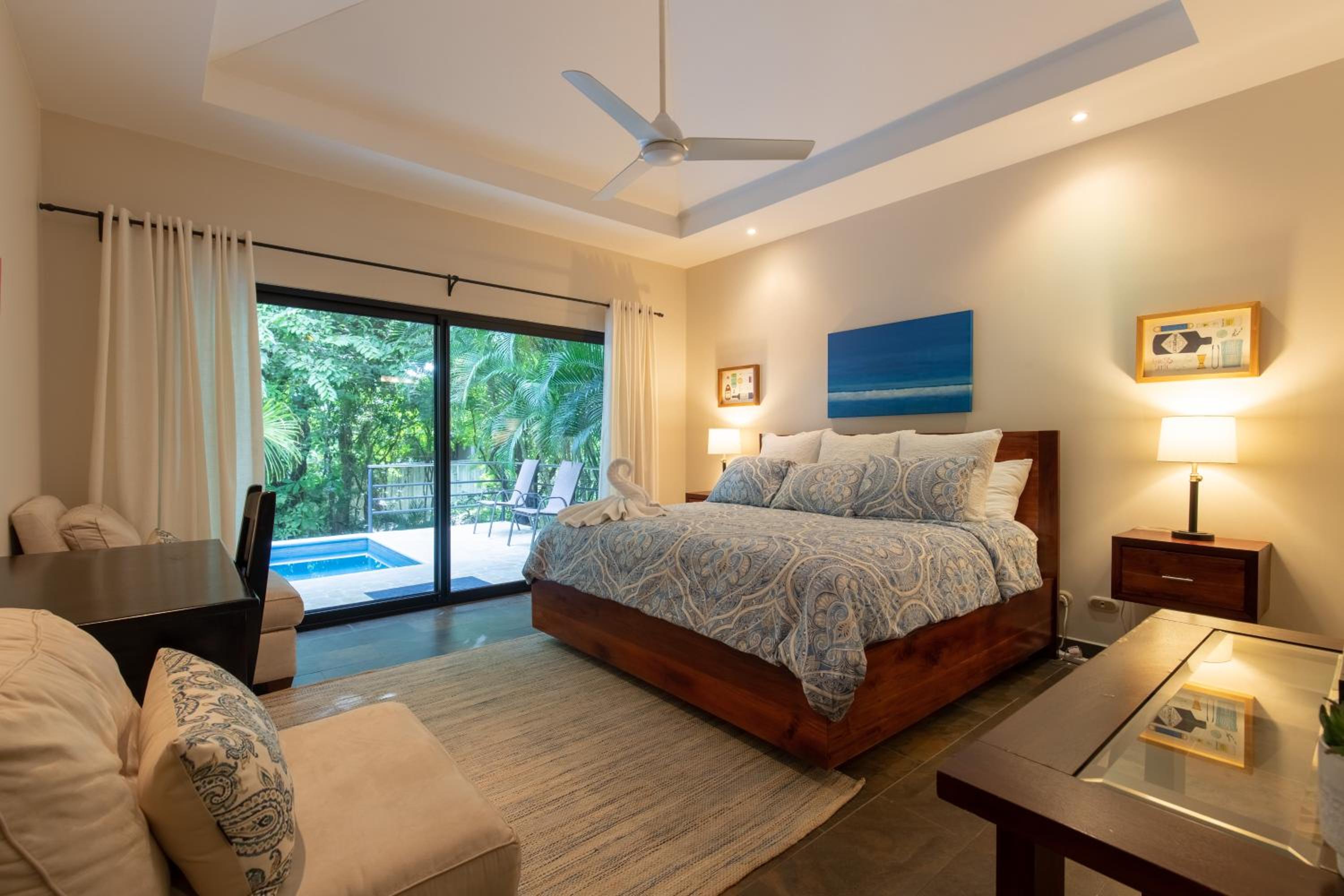 Four Winds Properties A Short Walk to the Beach
