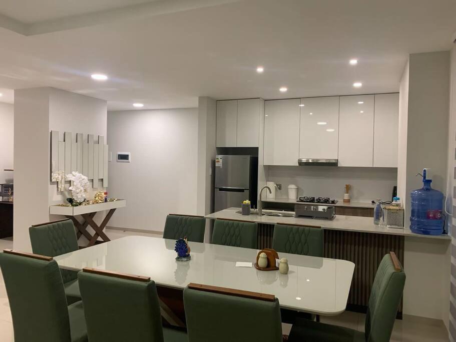 Hermoso Departamento en Condominio Privado