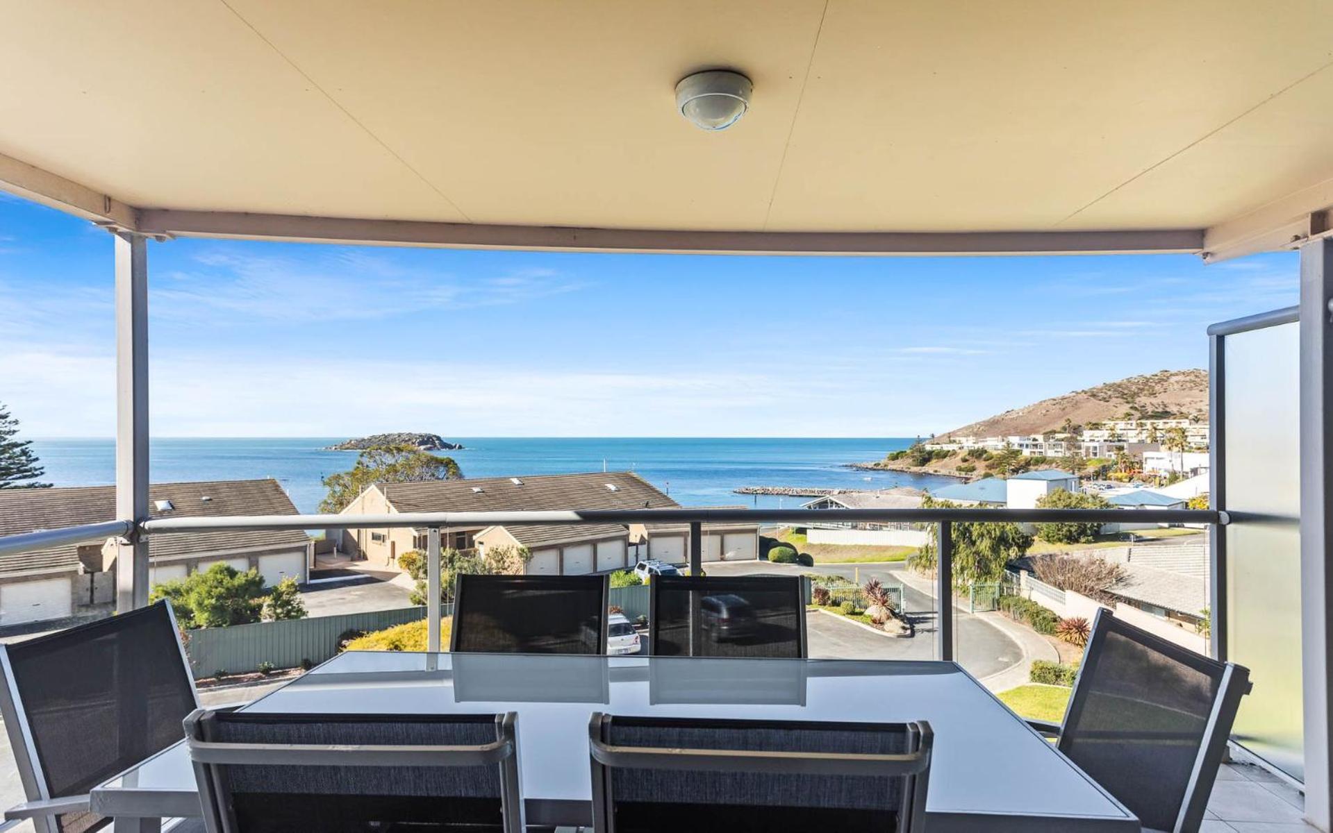 Blue Horizon -Unit 5, 2 Solway Crescent, Encounter Bay