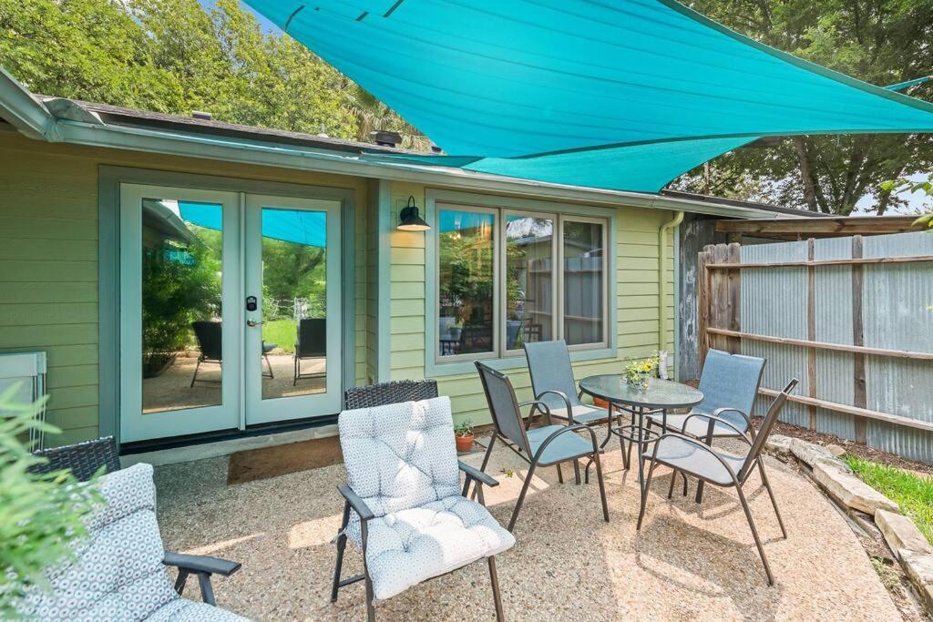 Very Cozy Home On a Creek - Sleeps 8 view 4