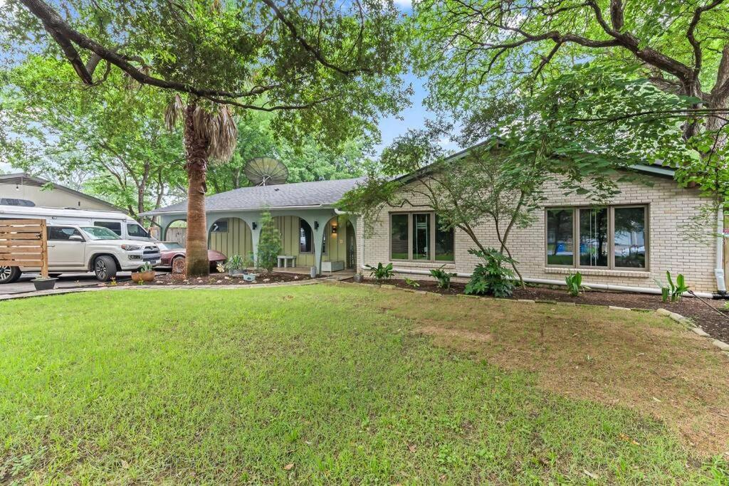 Very Cozy Home On a Creek - Sleeps 8 view 5