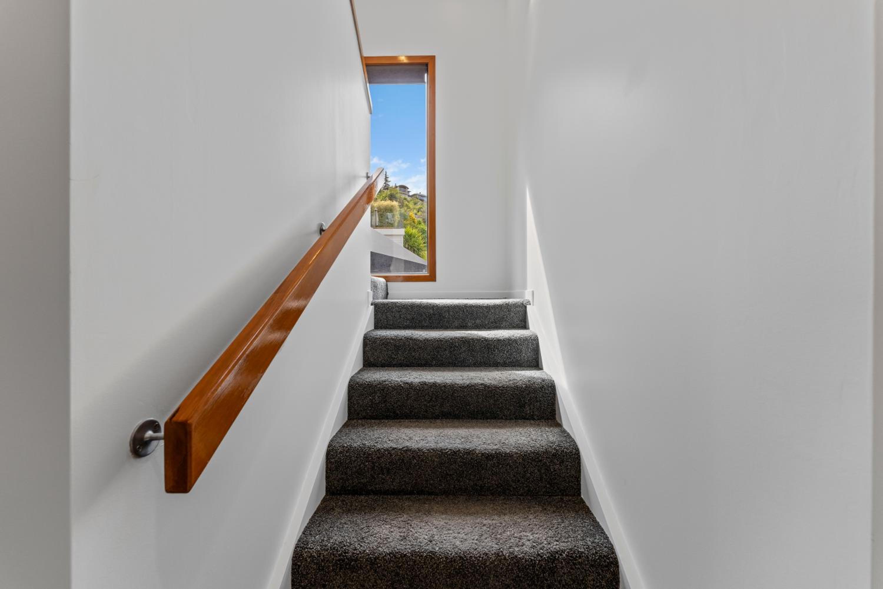 Ridgeview Retreat - Taupo Holiday Home