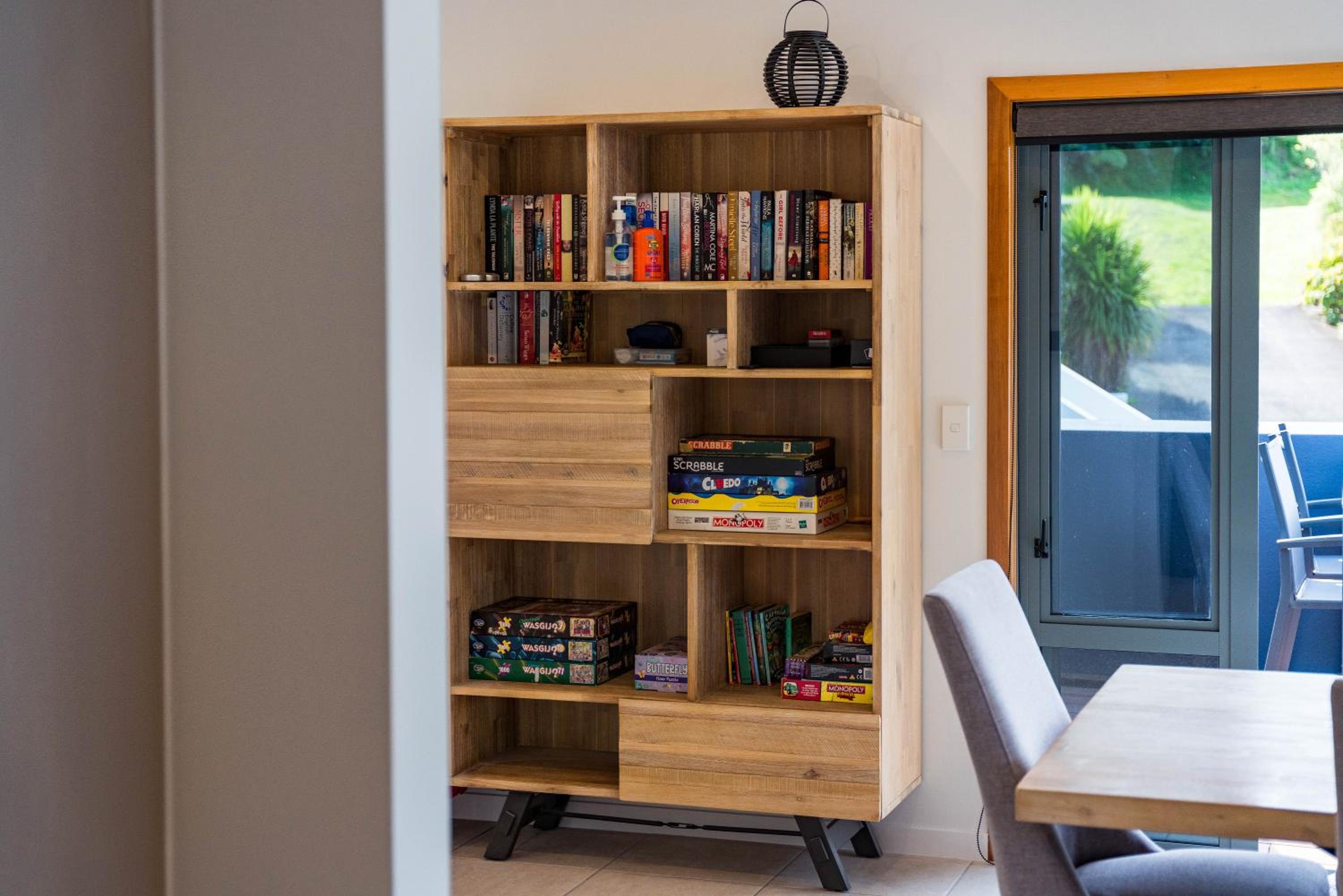 Ridgeview Retreat - Taupo Holiday Home