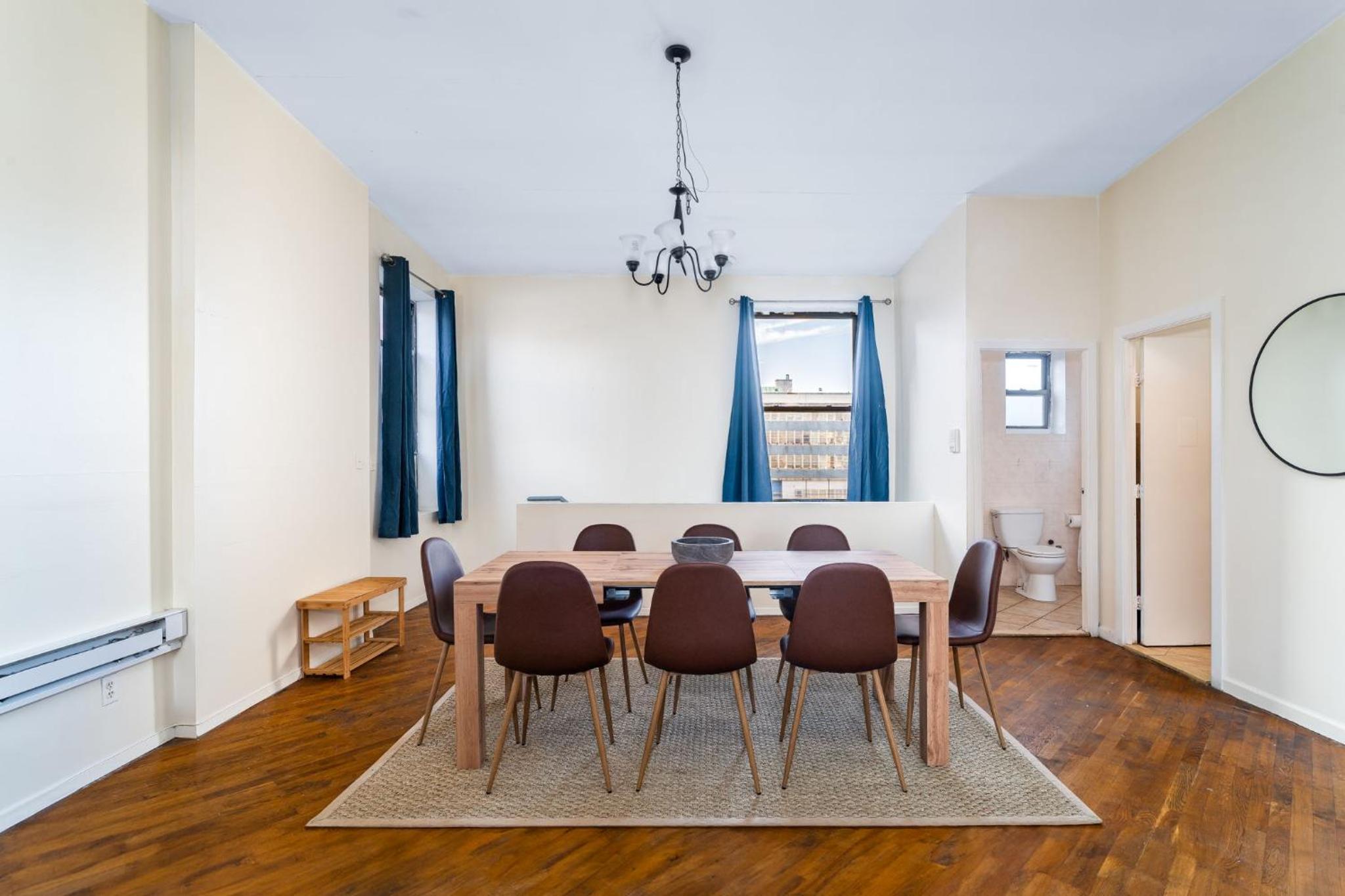 Cozy 3BR 2BA Apt in East Harlem!