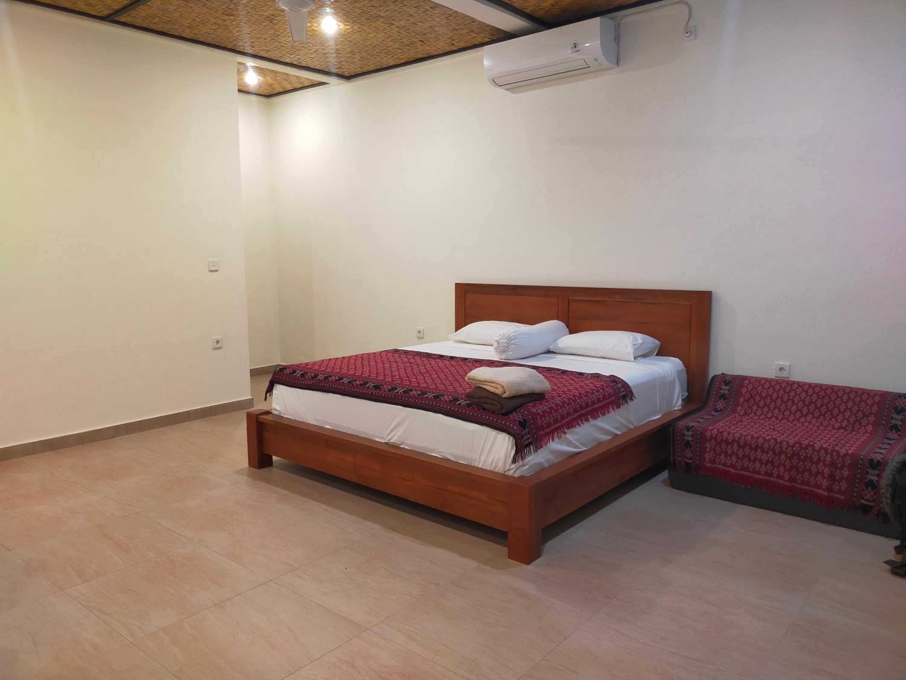Blue gecko private villas 2 view 5