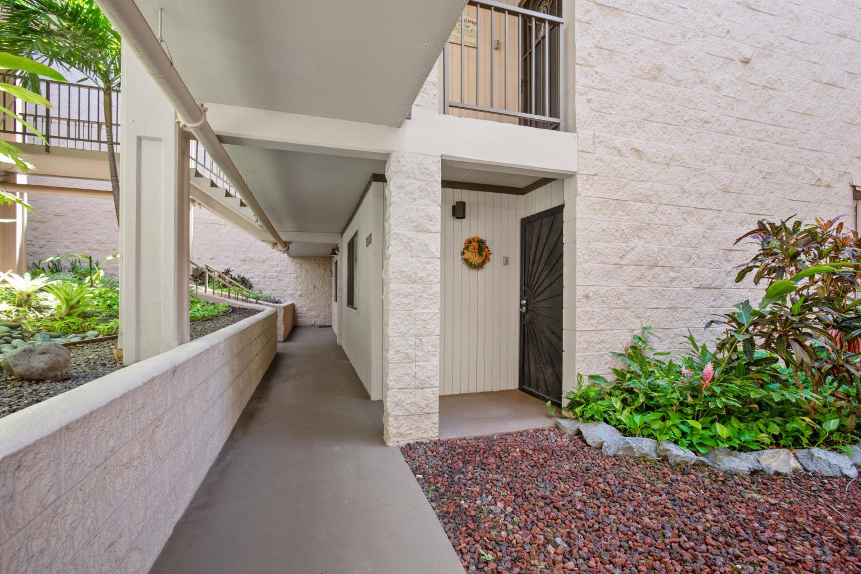 Hotel Kihei Ali'i Kai Condo with King Bed, 55'' Smart TV, Free Parking! - Image 1