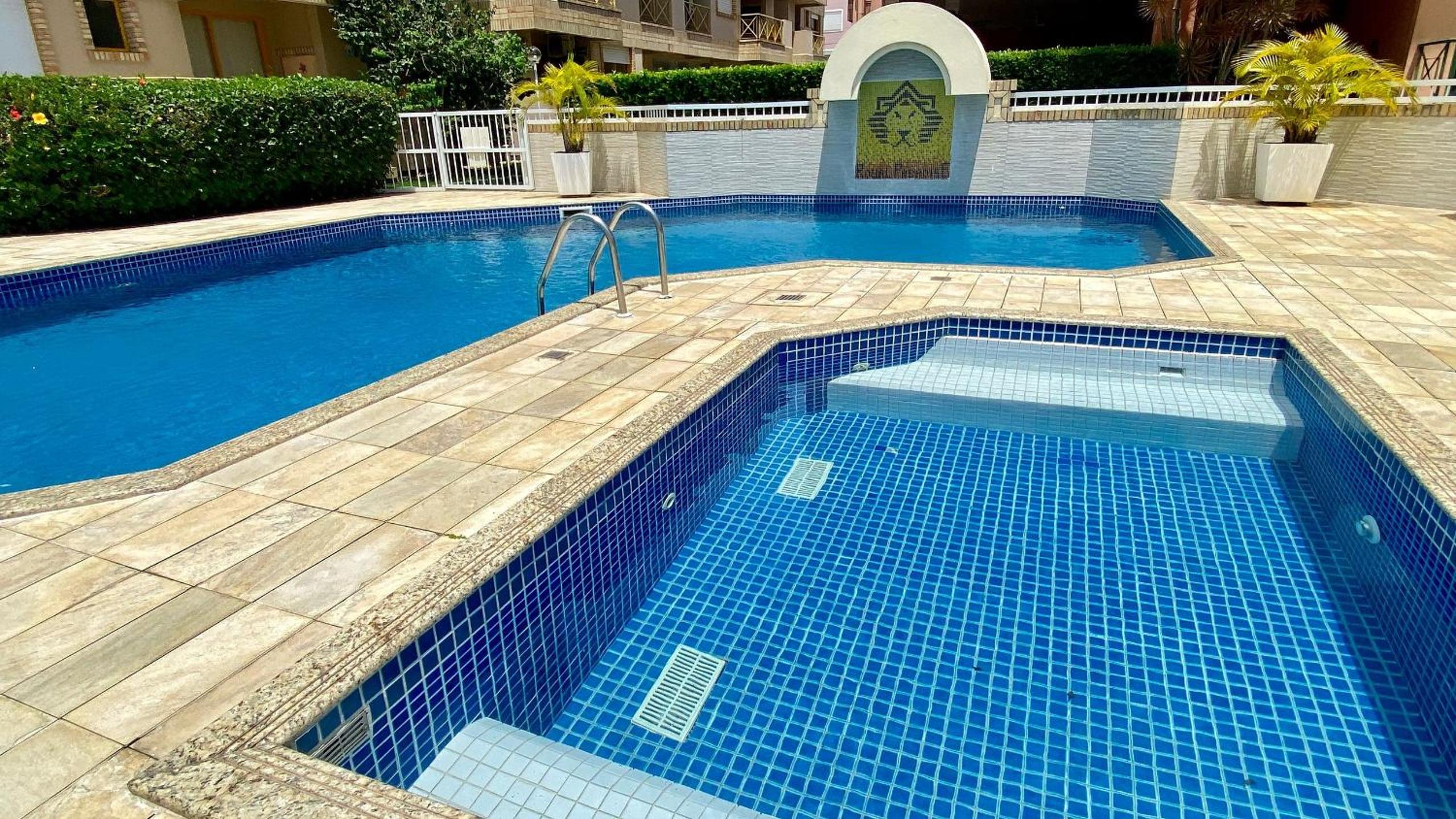 Férias e lazer c/piscina e quadra perto da praia