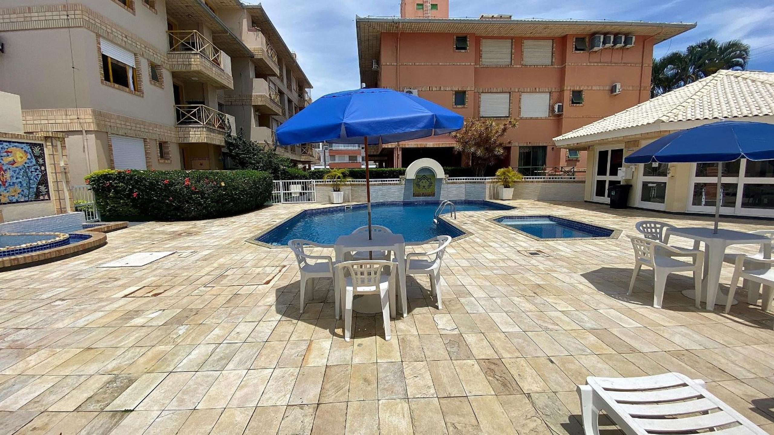 Férias e lazer c/piscina e quadra perto da praia