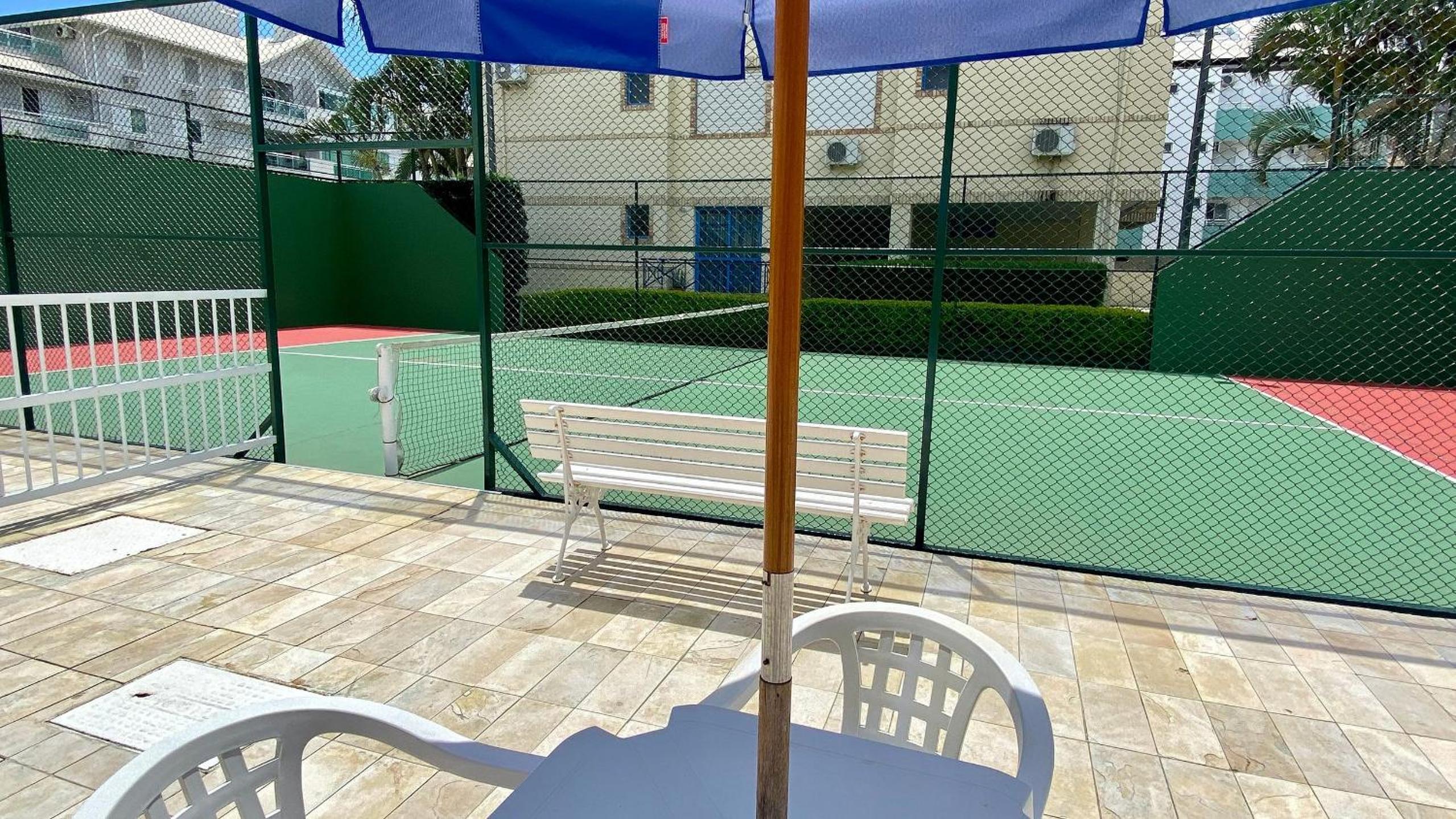 Férias e lazer c/piscina e quadra perto da praia