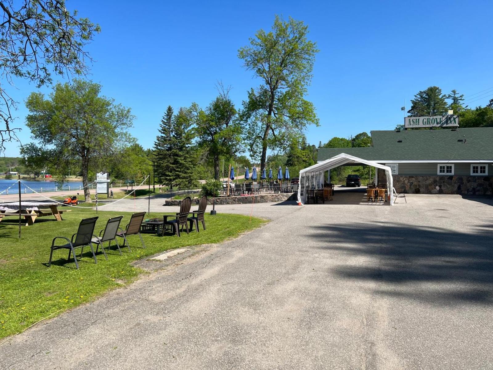 The Ash Grove Inn