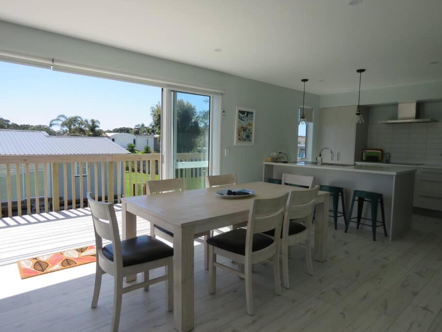 Sunny Sands view 3