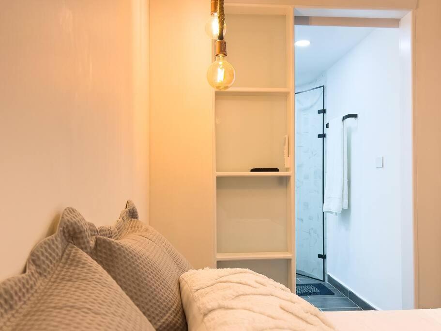 Cozy Apartment in Vibrant and Trendy Manila