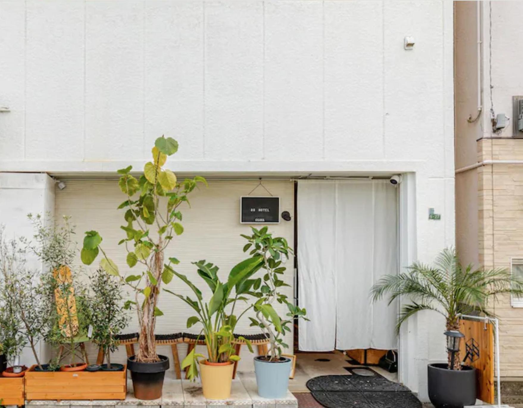 Hotel 8b HOTEL -Osaka Nishikujo APARTMENT-