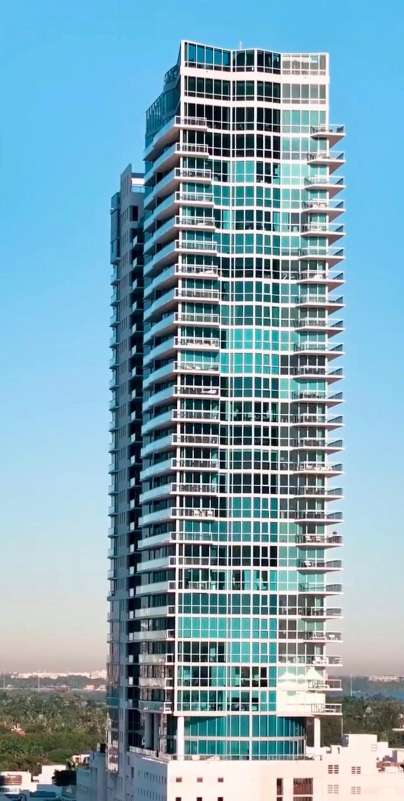 Hotel THE SETAI 5 STARS HOTEL-RESIDENCE MIAMI BEACH OCEANVIEW 2 Bedroom UNIQUE - Image 1