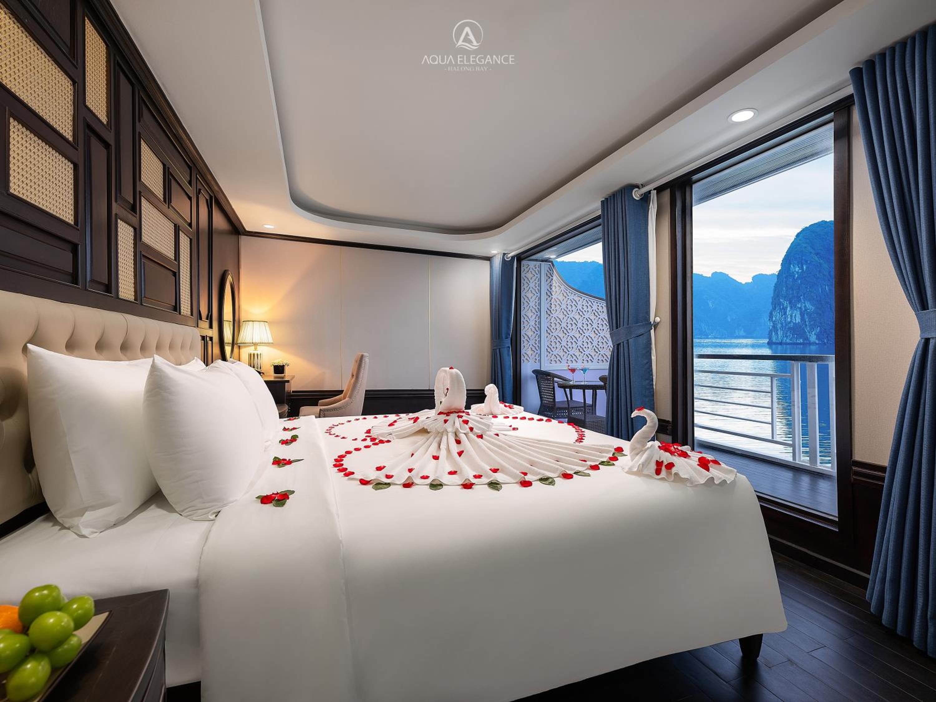 Aqua Elegance Cruise - Halong Bay by AHG