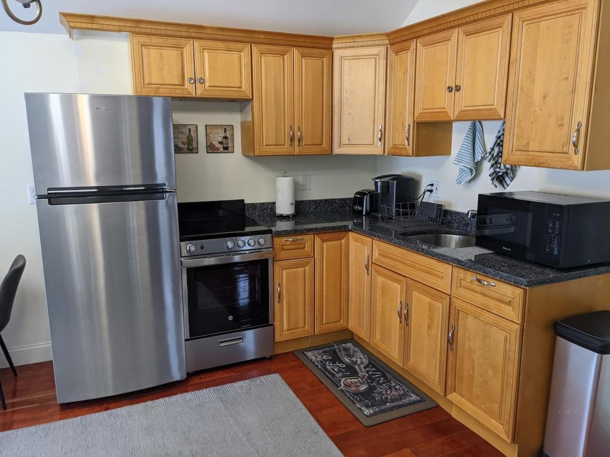 Spacious Two Bedroom Apartment - Property Image 12