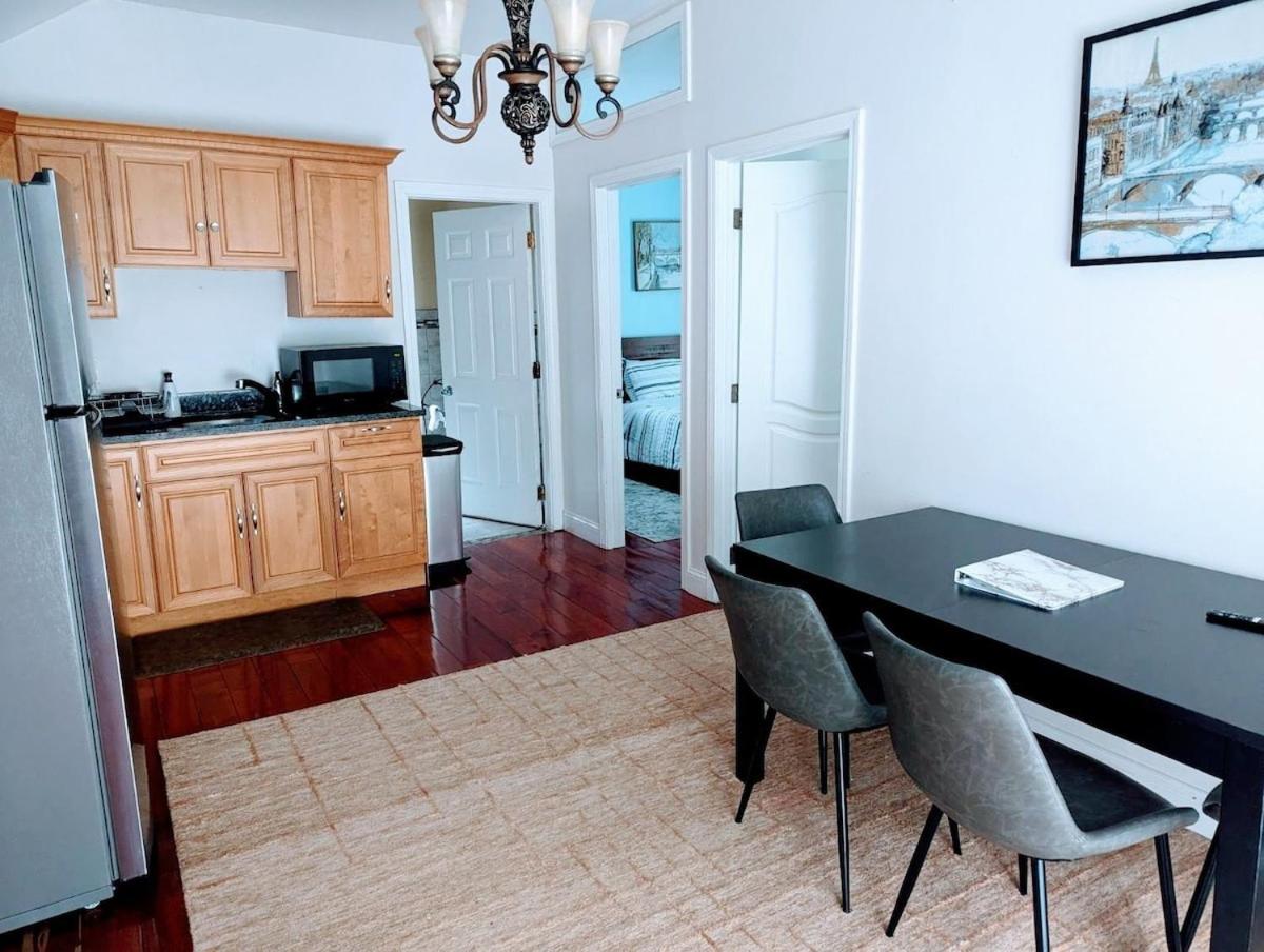 Boston Vacations - Spacious Two Bedroom Apartment - Property Image 2