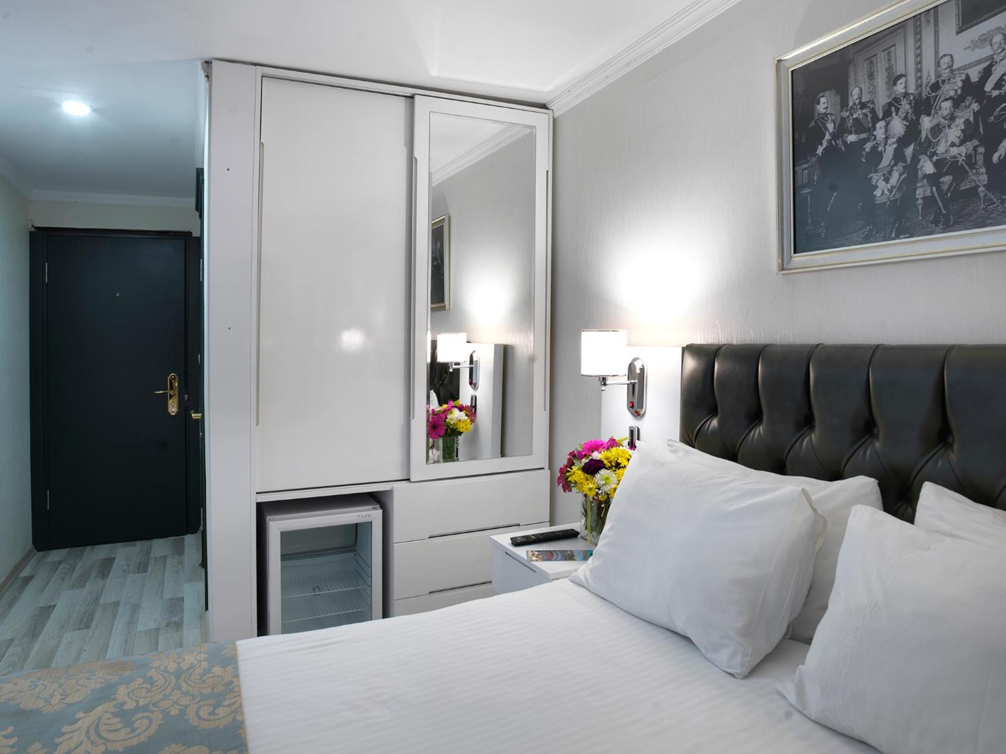 Monarch Hotel Istanbul