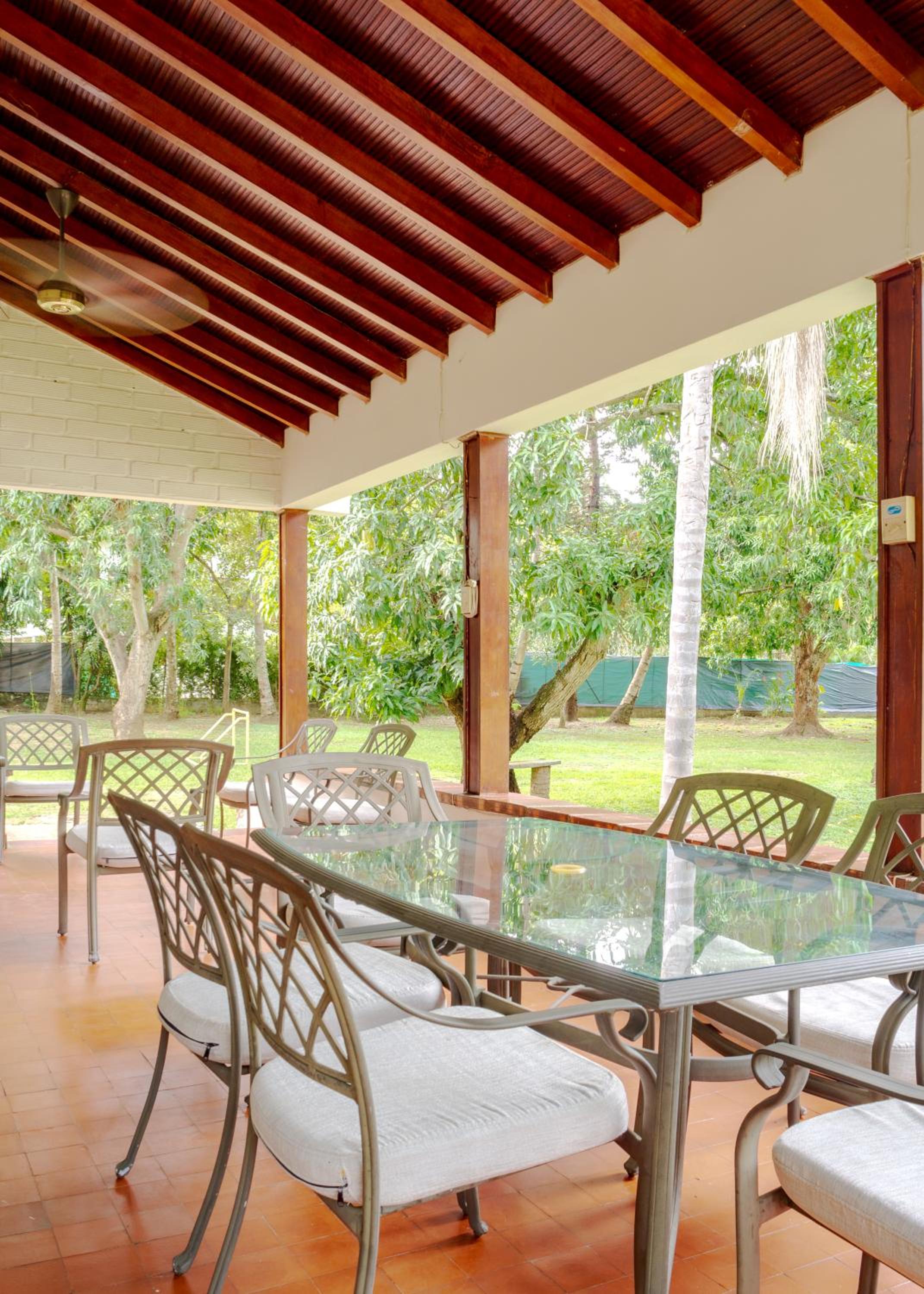 Santa Ana Colonial