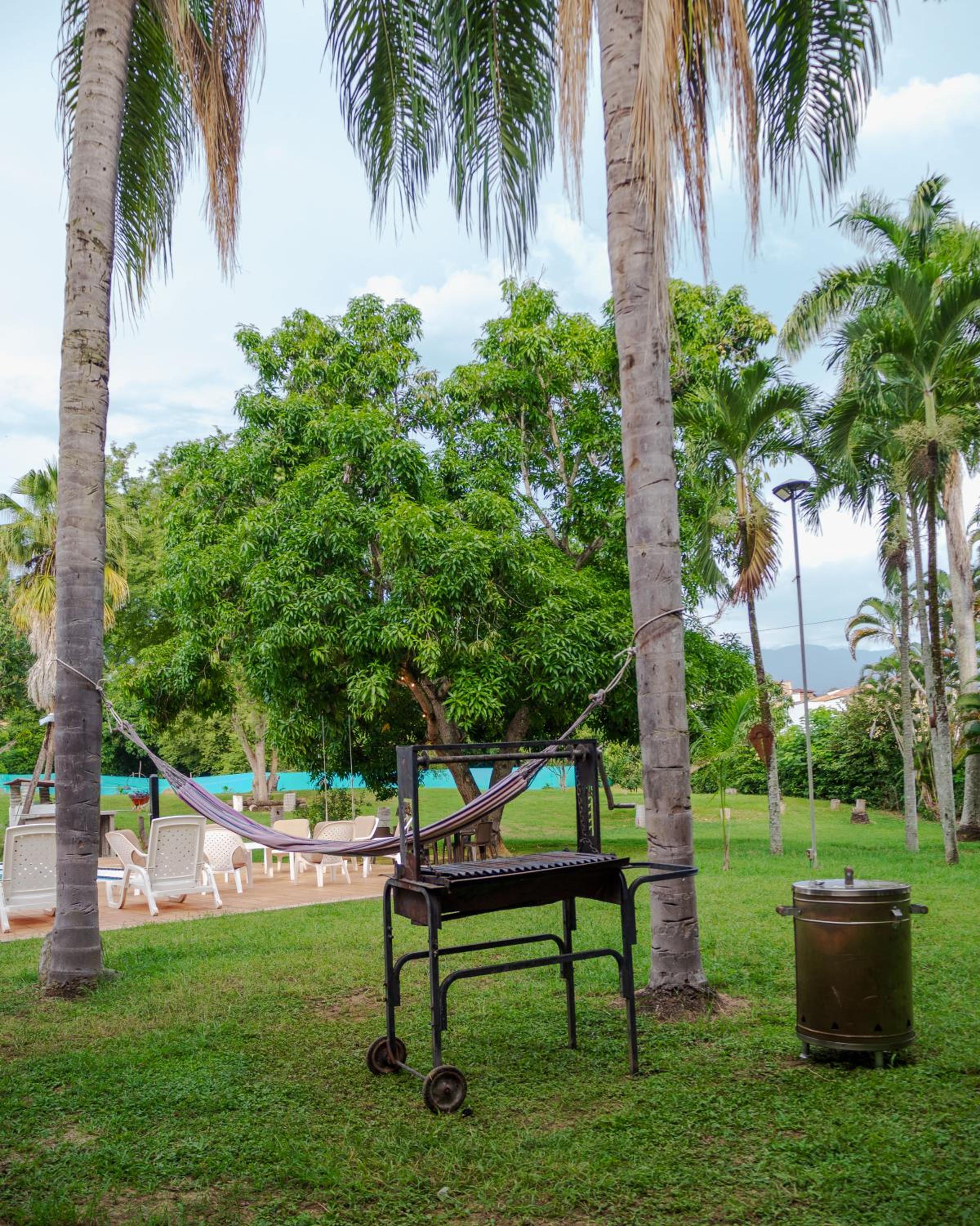 Santa Ana Colonial