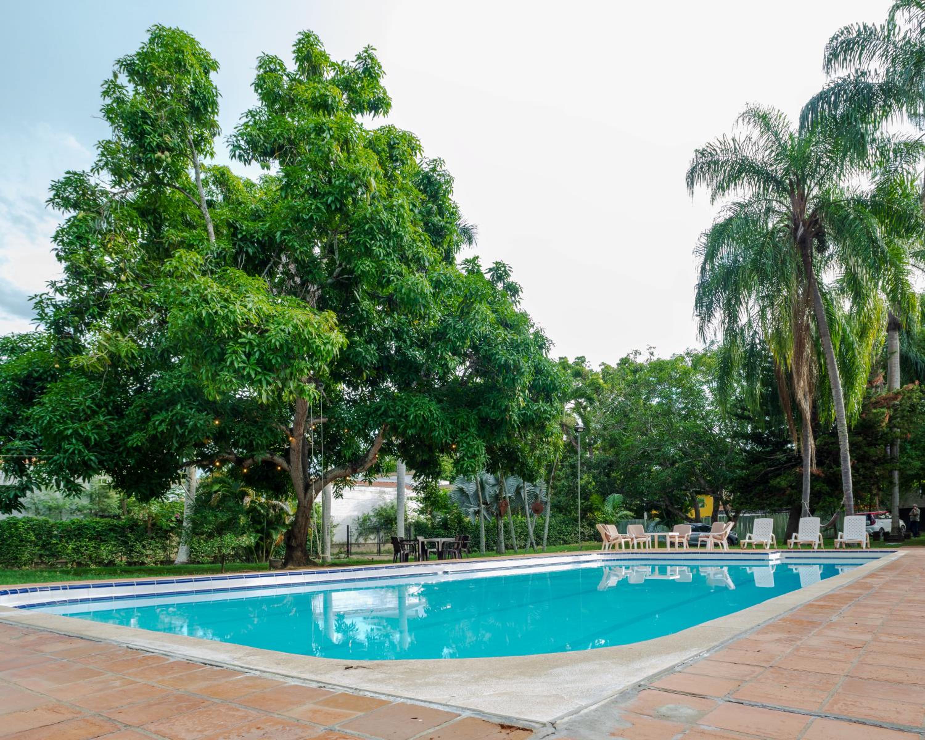 Santa Ana Colonial