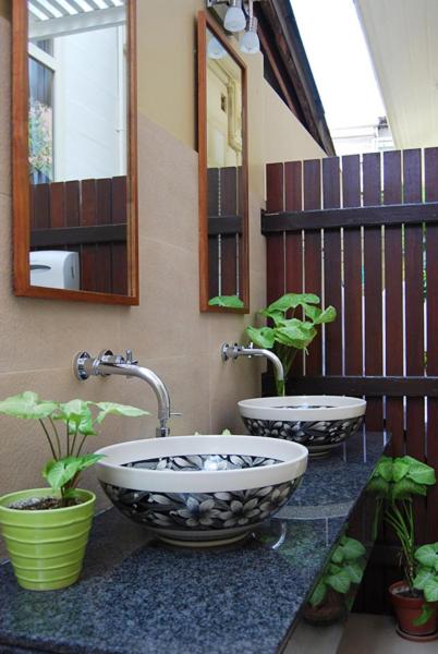 Baan Dinso