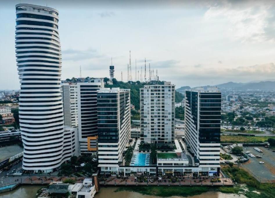 Departamento moderno hermosa vista al Rio y Ciudad