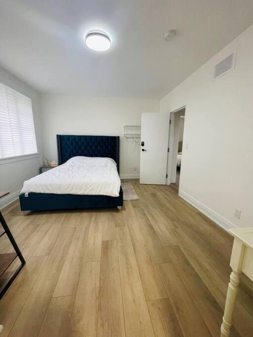 Renovated 3 Bedroom House-Niagara View