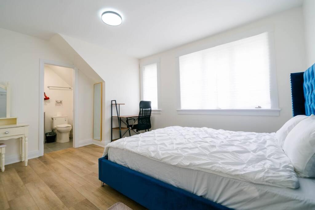 Renovated 3 Bedroom House-Niagara View