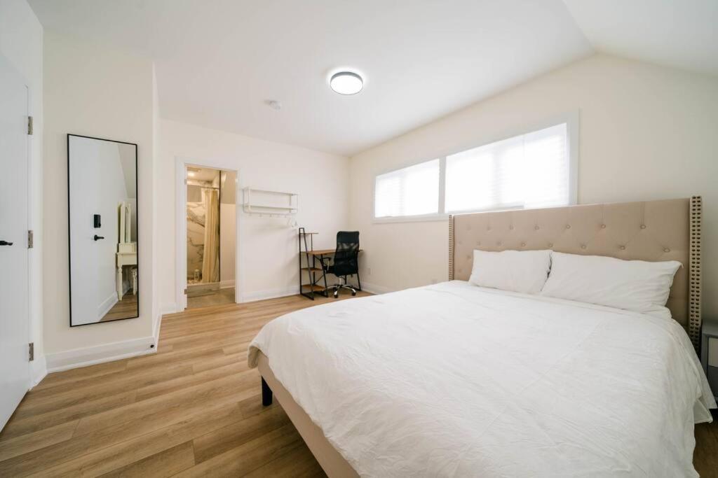 Renovated 3 Bedroom House-Niagara View