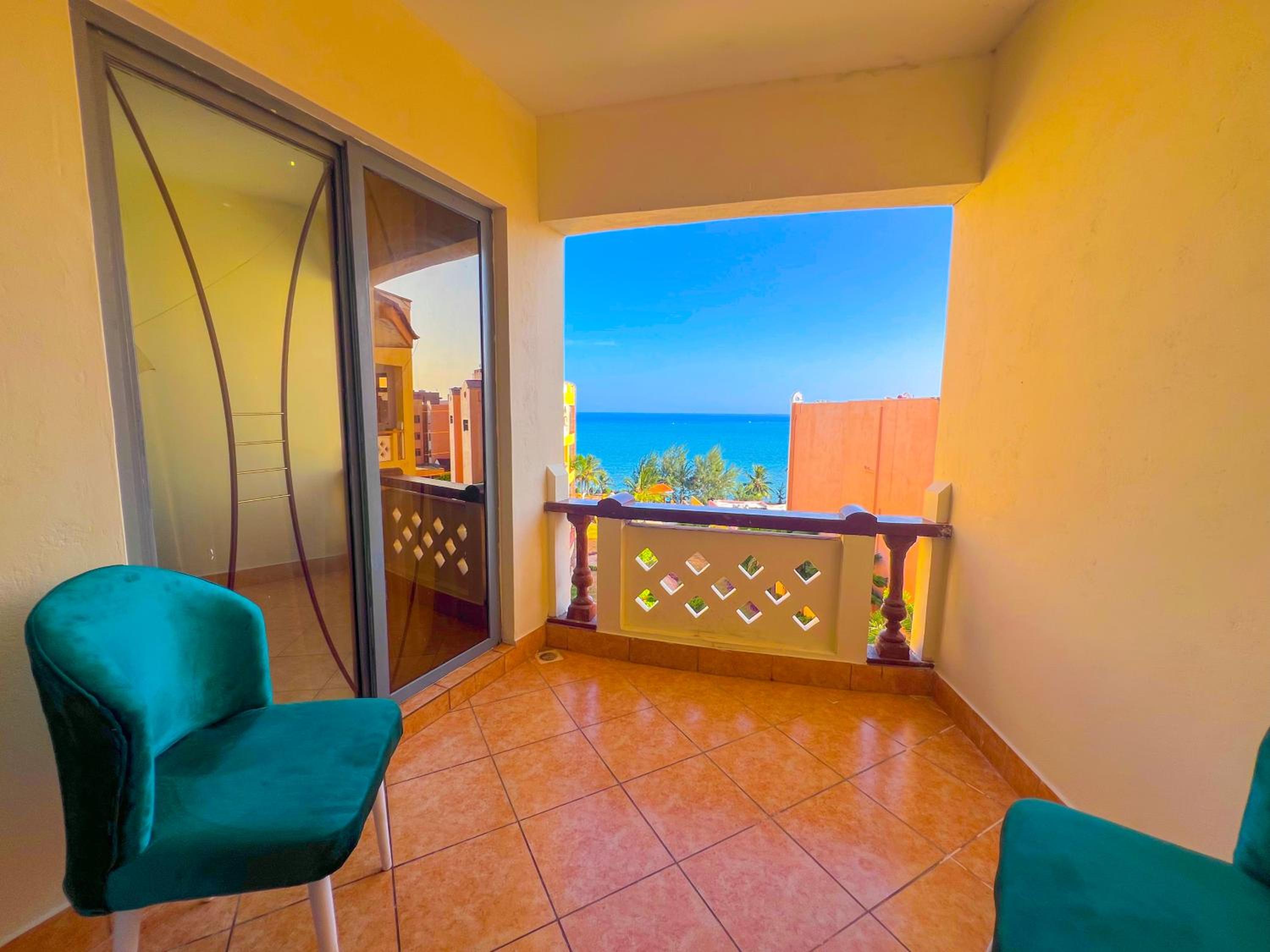 Shanzu Palm Beachfront Suites