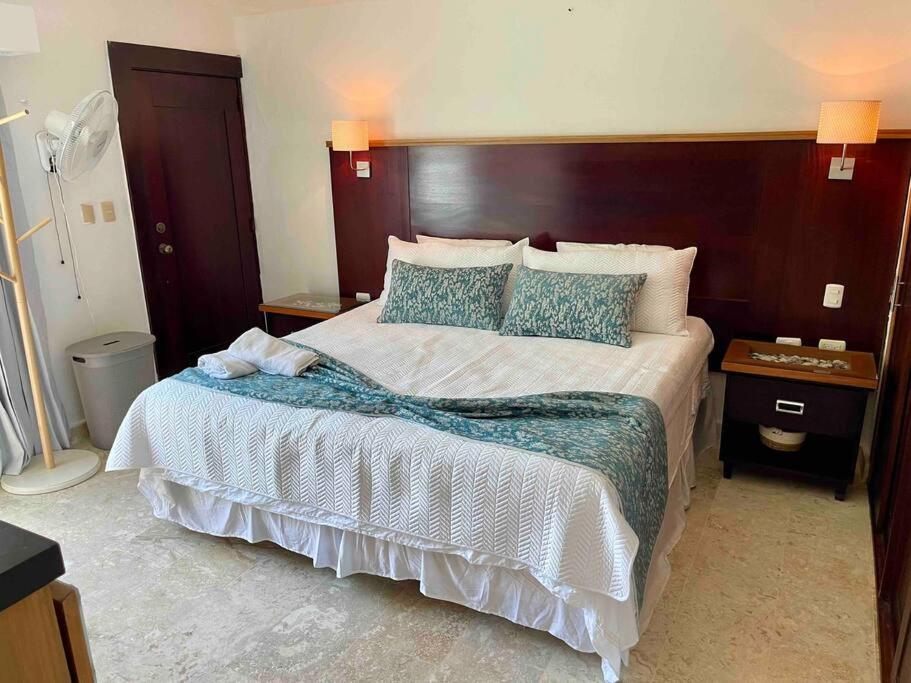 Penthouse frente a la playa en Emotions Hodelpa, Playa Dorada view 2