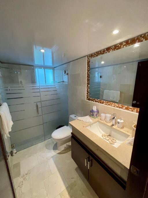Penthouse frente a la playa en Emotions Hodelpa, Playa Dorada view 5