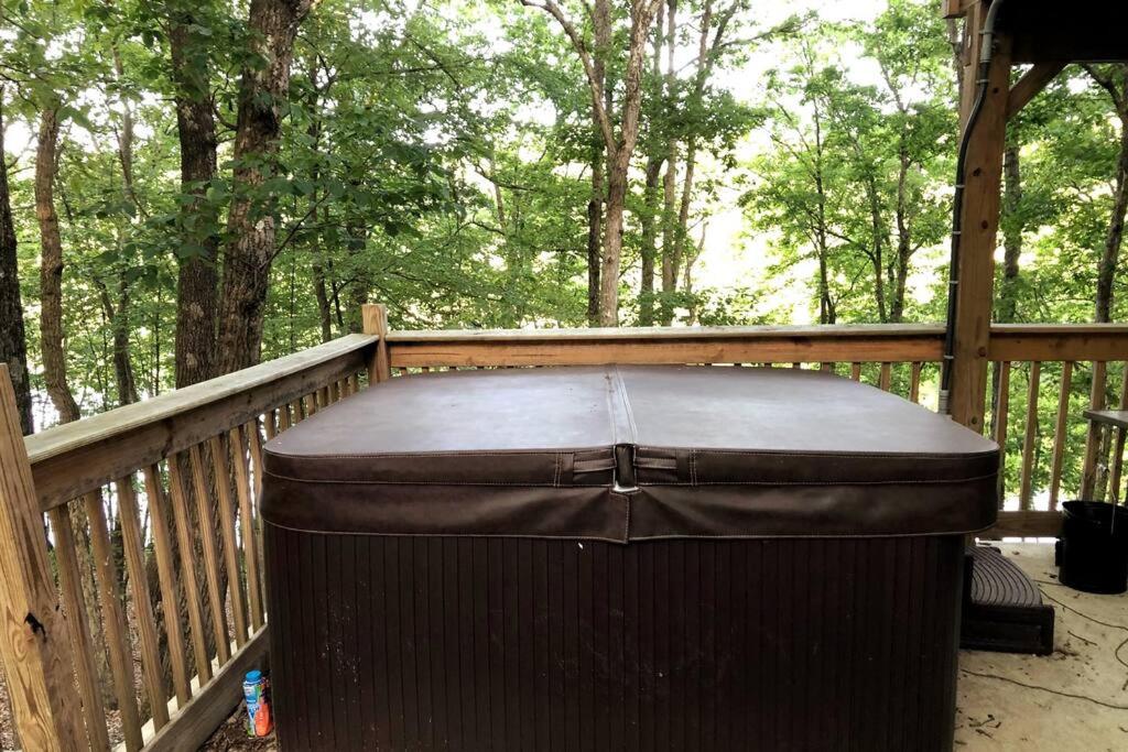 Charming Lakefront Getaway with Hot Tub & Game Room Perfect for Families! view 4