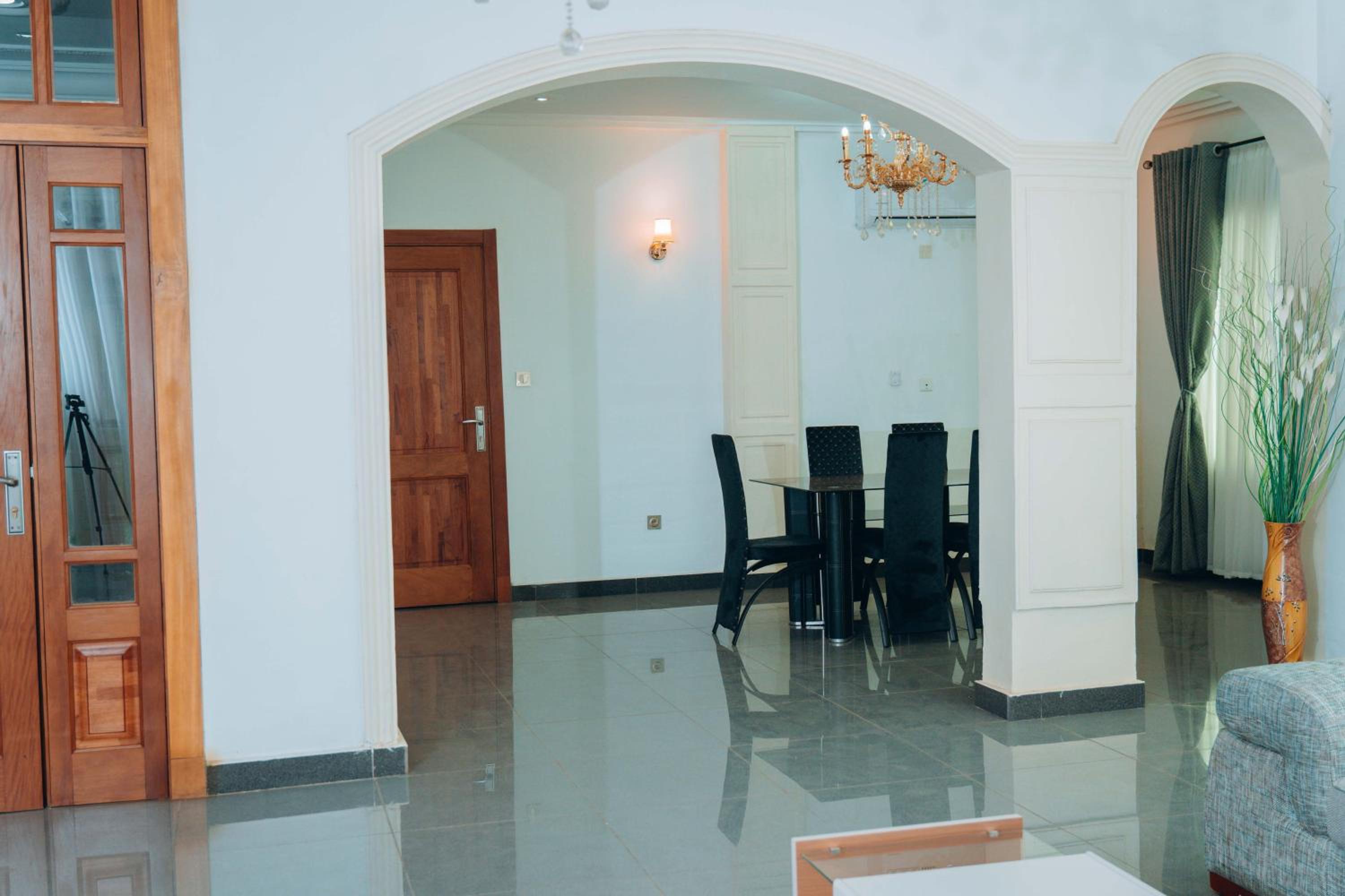 Bekeching Residence - Bastos Yaoundé